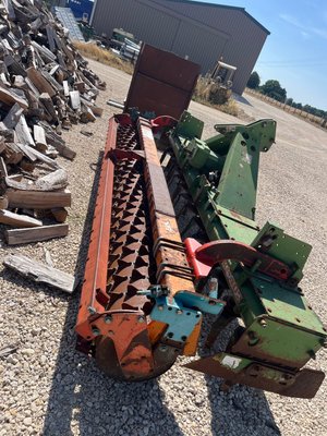 Herse rotative Amazone KE 402