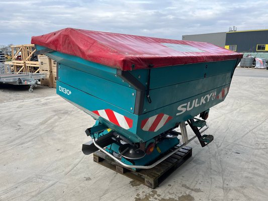 Distributeur d'engrais - DX 30+