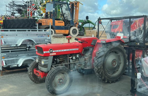 Tracteur agricole - 140