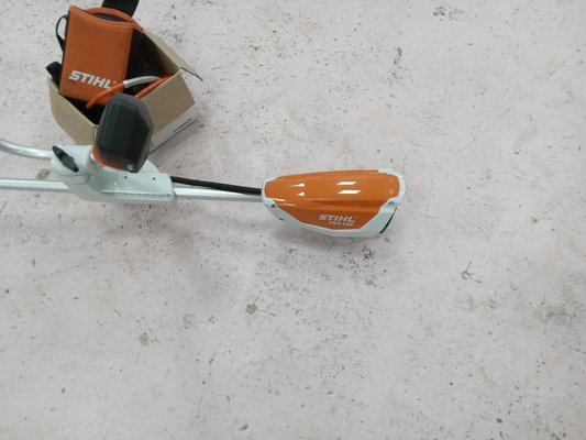 Débroussailleuse à dos Stihl FSA130