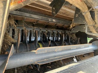 Presse à balles rondes New Holland ROLL-BELT 150 SUPERFEED - 5