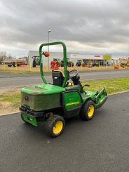 Tondeuse frontale John Deere 1445 - 3