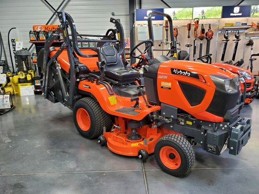 Tondeuse autoportée Kubota G231HD