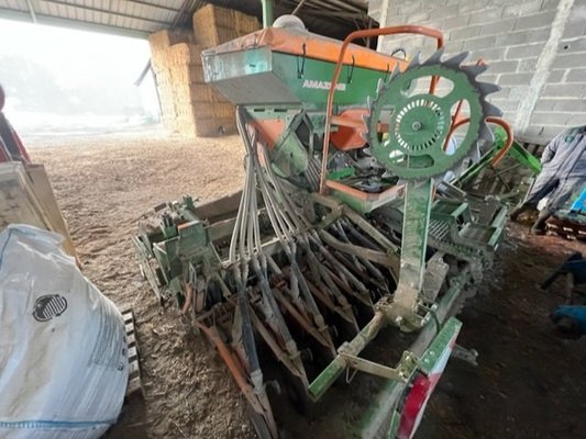 Semoir en ligne conventionnel Amazone AD-P 403 SPECIAL