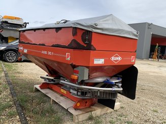 Distributeur d'engrais Kuhn AXIS 30.1 - 9