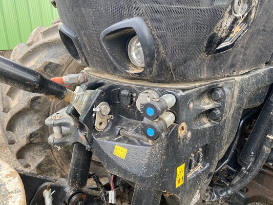 Tracteur agricole Case IH OPTUM 300 CVX DRIVE