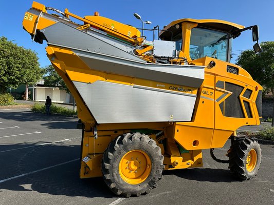 Machine à vendanger Gregoire Viticole GL7.4