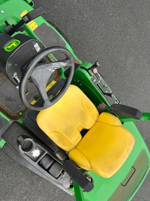 Tondeuse frontale John Deere 1445