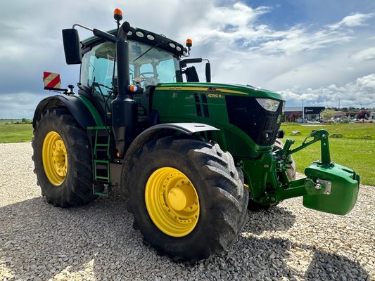 Tracteur agricole John Deere 6250R FT4 AP MR