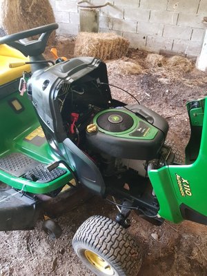 Micro tracteur John Deere X110