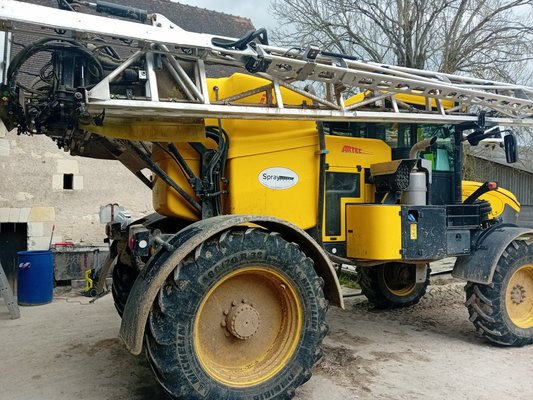 Pulvérisateur automoteur Artec RS 20