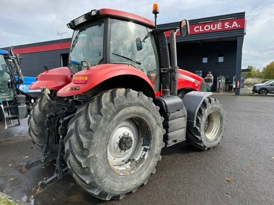 Tracteur agricole Case IH MAGNUM 235 EP EVOLUTION - 235