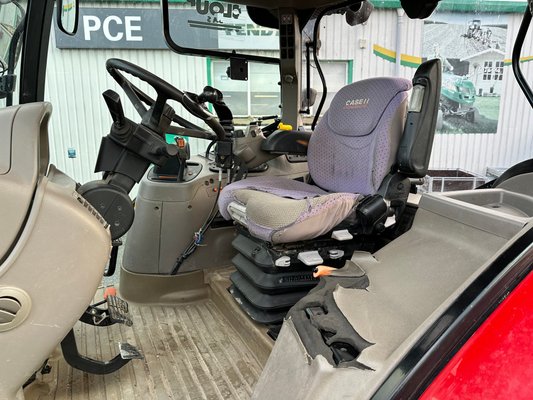 Tracteur agricole Case IH MAXXUM 115