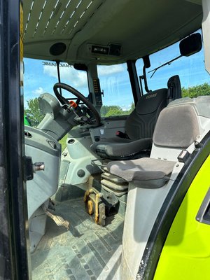 Tracteur agricole Claas ARION 420 T4f Advance