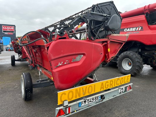 Moissonneuse batteuse Case IH AXIAL-FLOW 8240 HD
