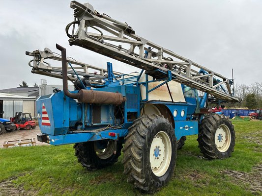 Pulvérisateur automoteur Matrot M44D