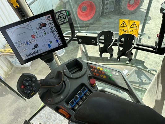 Ensileuse automotrice Fendt KATANA 65 T4i 