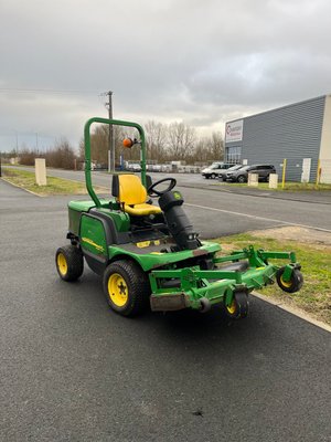 Tondeuse frontale John Deere 1445