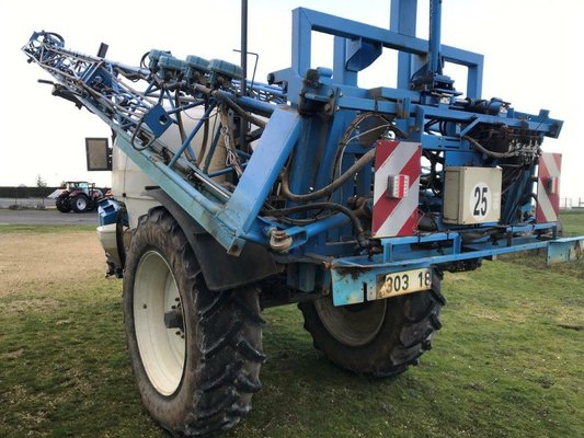 Pulvérisateur traîné Evrard METEOR PLUS 41H
