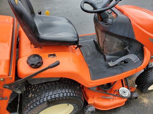 Tondeuse autoportée Kubota gr2120