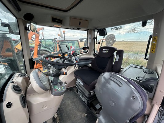 Tracteur agricole Fendt 828 S4 ProfiPlus - 280