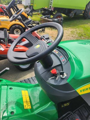 Tondeuse autoportée VERTS LOISIRS VL40JHGBI