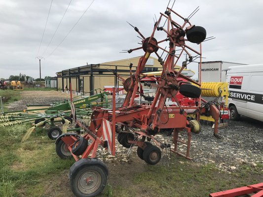 Faneur Kuhn FANEUSE GF6401T