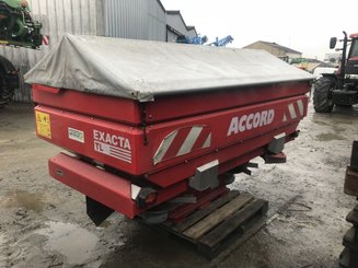 Distributeur d'engrais Kverneland EXACTATLPESEE - 1