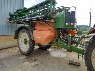 Pulvérisateur traîné Amazone UX 3200 SUPER PREMIUM - 1