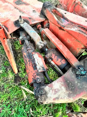 Charrue Kuhn Vari-master152