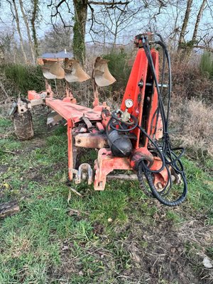 Charrue Kuhn Vari-master152