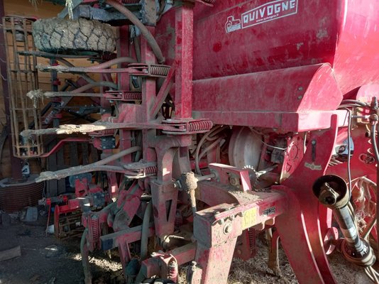 Semoir pour semis simplifié Solà SM 1909