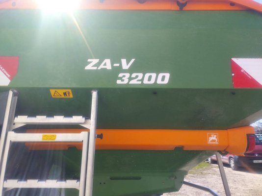 Distributeur d'engrais Amazone ZAV 3200 AMASPREAD