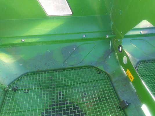 Distributeur d'engrais Amazone ZAV 3200 AMASPREAD