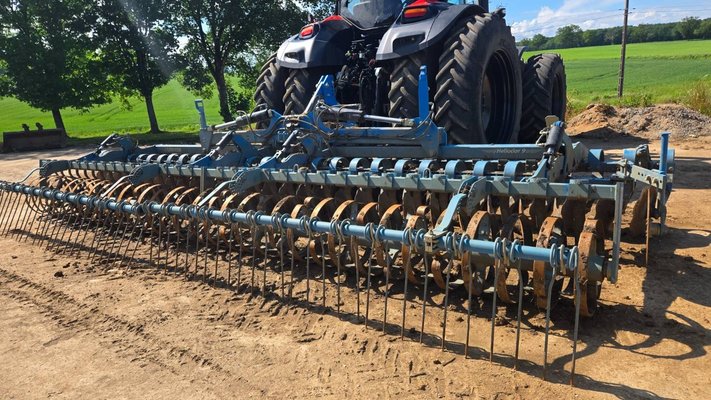 Déchaumeur à disques Lemken HELIODOR 9/700K