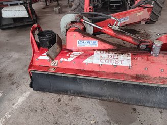 Broyeur à axe horizontal Kuhn TB180 - 5