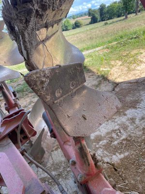 Charrue Gregoire Besson RWY 47