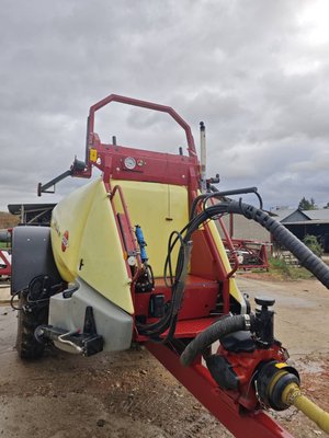 Pulvérisateur traîné Hardi NAVIGATOR 3000