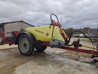 Pulvérisateur traîné Hardi NAVIGATOR 3000 - 1