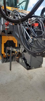 Tracteur enjambeur Pellenc Enjambeur double rangs 4 roues 240