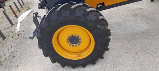 Tracteur enjambeur Pellenc Enjambeur double rangs 4 roues 240 - 12