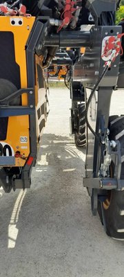 Tracteur enjambeur Pellenc Enjambeur double rangs 4 roues 240