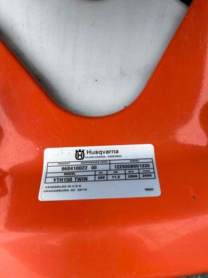 Micro tracteur Husqvarna YTH150TWIN