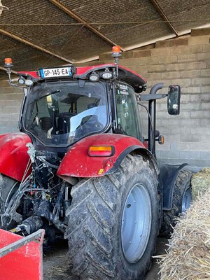 Tracteur agricole Case IH MAXXUM 115