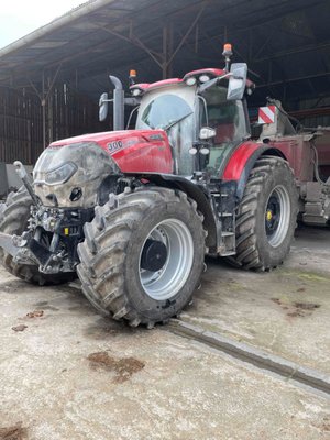 Tracteur agricole Case IH OPTUM 300 CVX DRIVE