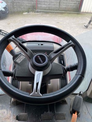 Tracteur agricole Case IH OPTUM 300 CVX DRIVE