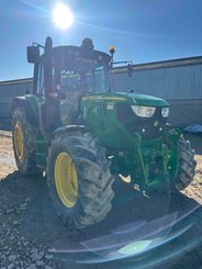 Tracteur agricole John Deere 6120M - 1